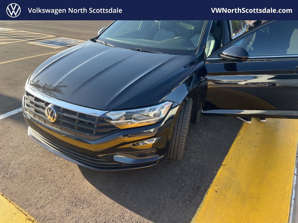 2021 Volkswagen Jetta R-Line -
                  Phoenix, AZ