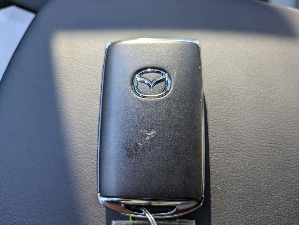 2025 Mazda Mazda3 2.5 S Preferred Package photo