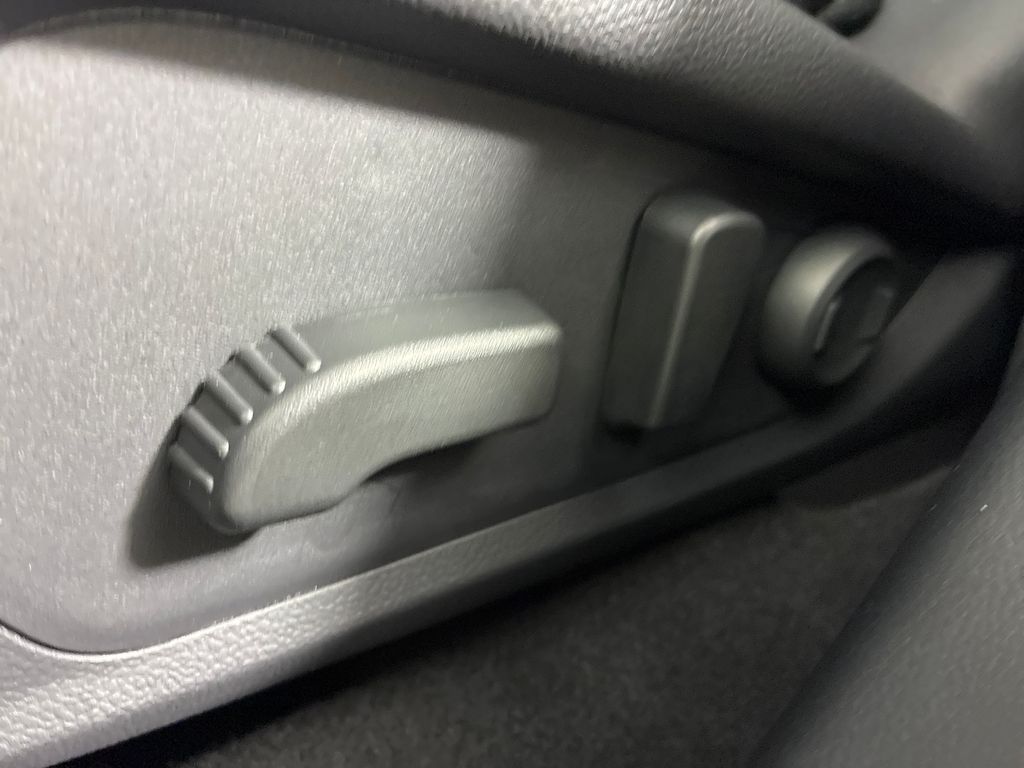 2026 Subaru Forester Premium - Photo 26