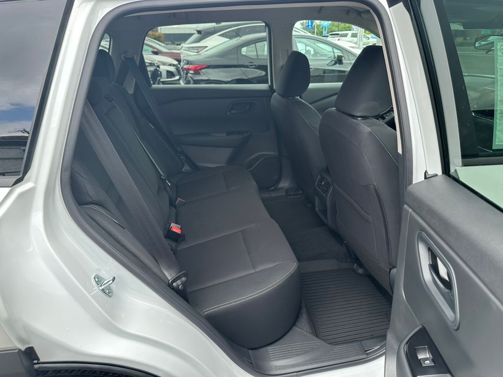 2025 Nissan Rogue S