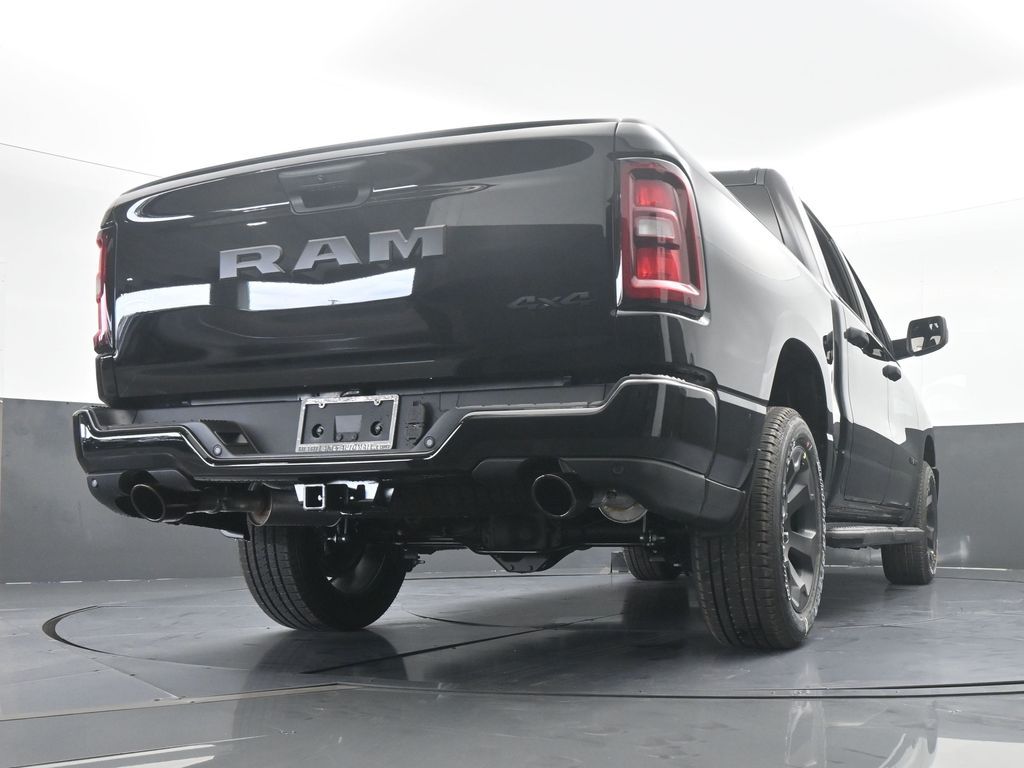 New 2026 Diamond Black Crystal Pearlcoat Ram Express image 53