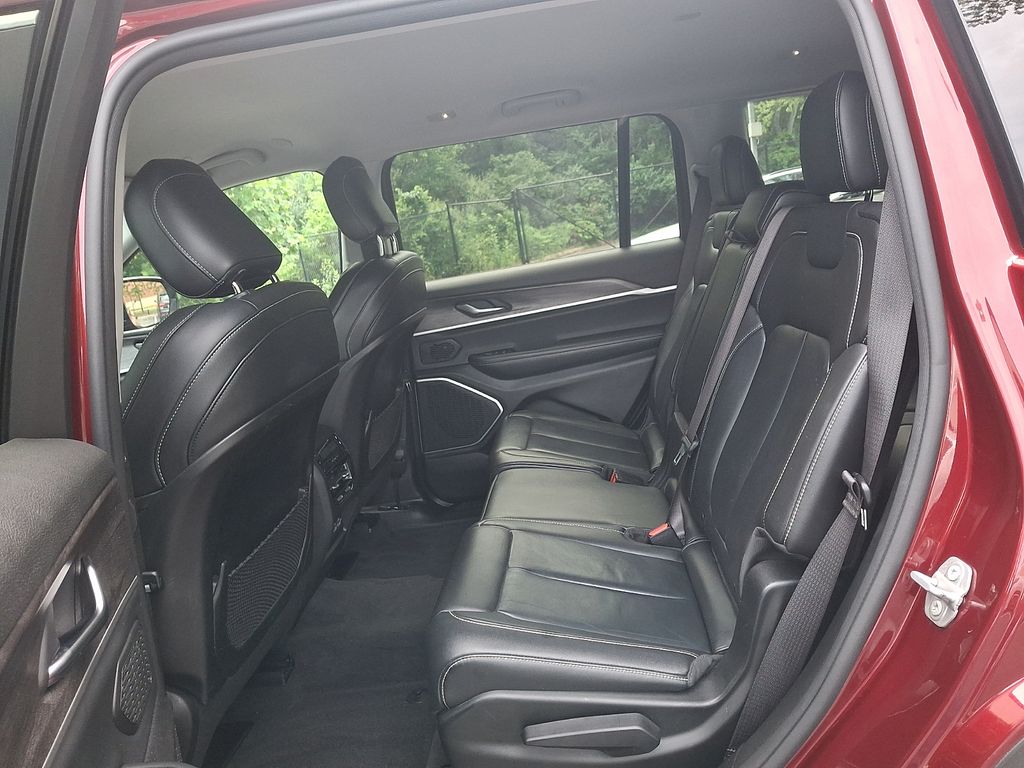 Thumbnail: 2021 Jeep Grand Cherokee L - 10