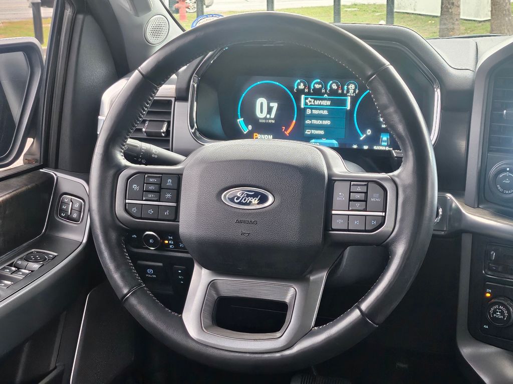 2022 Ford F-150 Lariat - 5