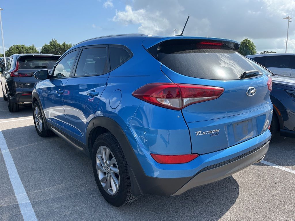 Thumbnail: 2016 Hyundai Tucson - 4
