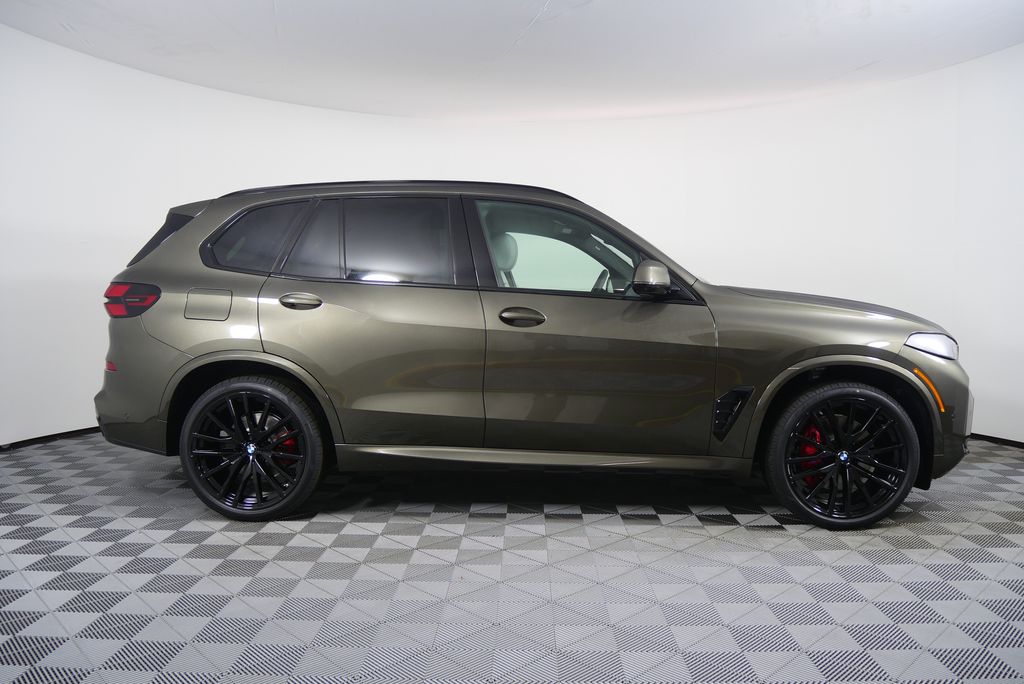 Thumbnail: 2026 BMW X5 - 2
