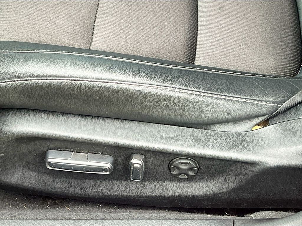 Used 2021  Honda Sport image 19