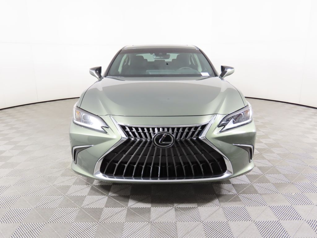 2025 Lexus ES Hybrid 300h 2