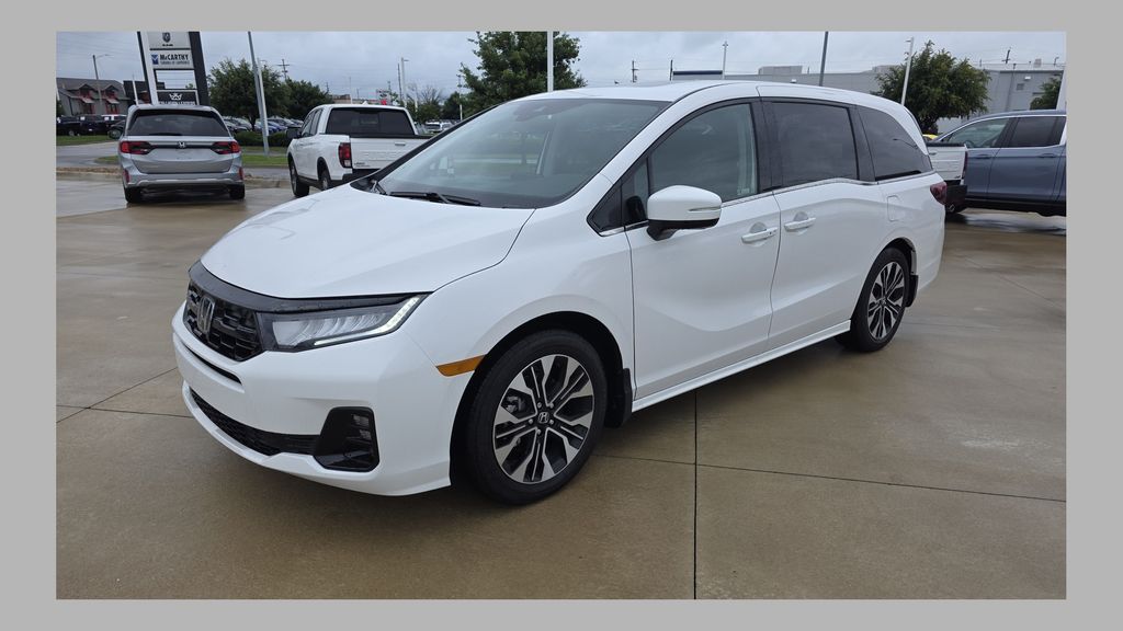 2026 Honda Odyssey Elite's photo
