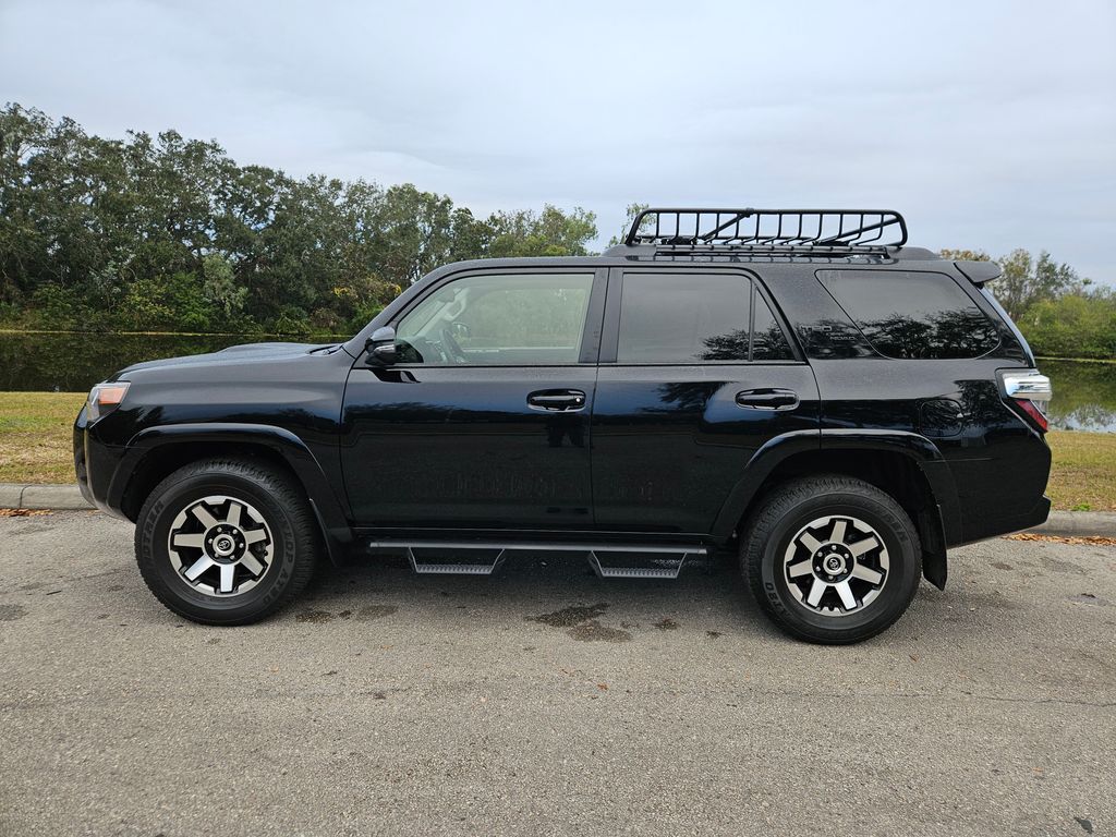 2024 Toyota 4Runner TRD Off Road 2