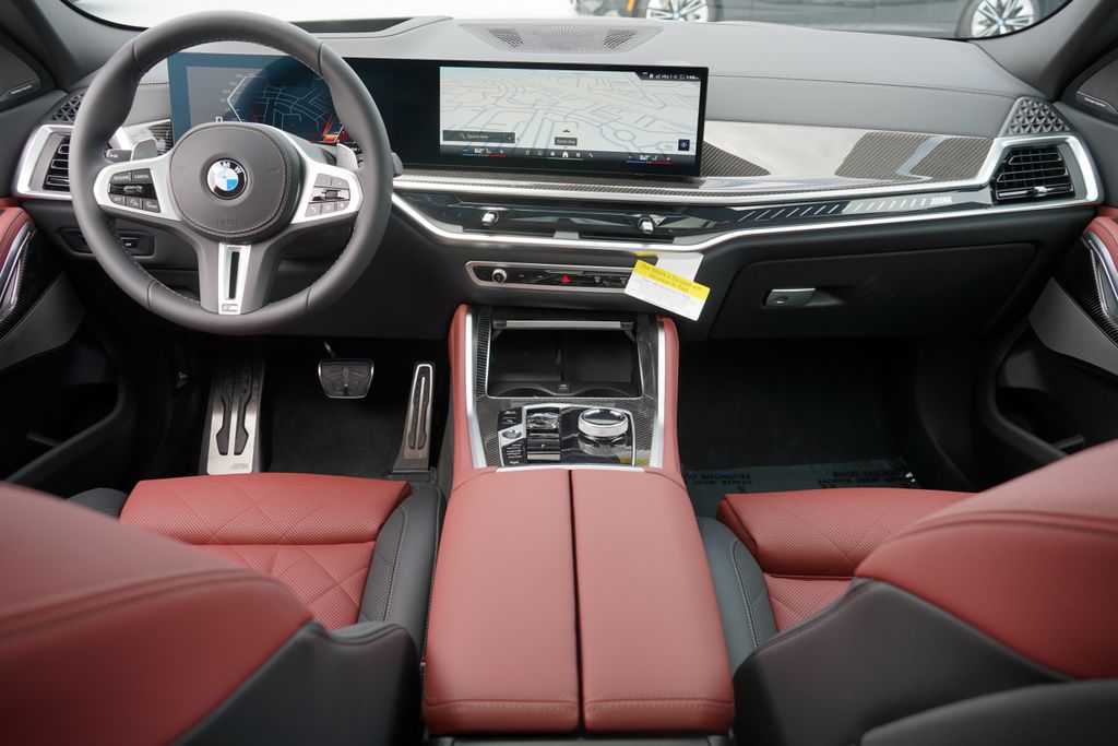 2025 BMW X6  13