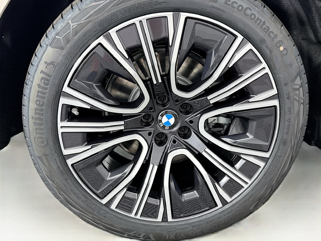 Thumbnail: 2026 BMW X3 - 32