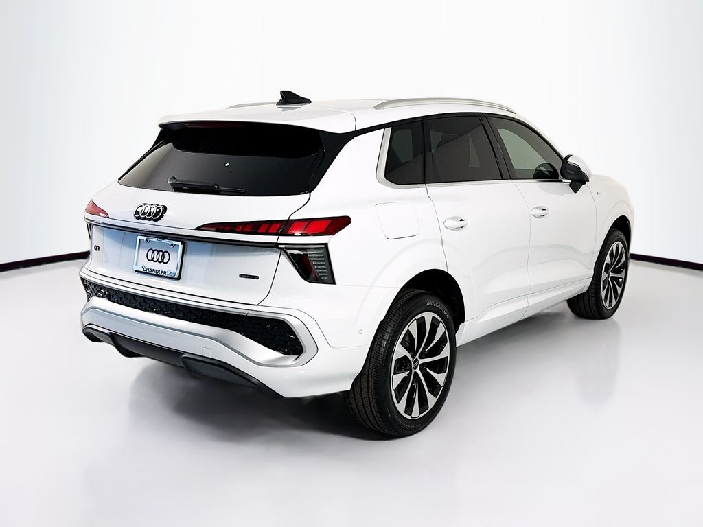 Thumbnail: 2026 Audi Q3 - 5