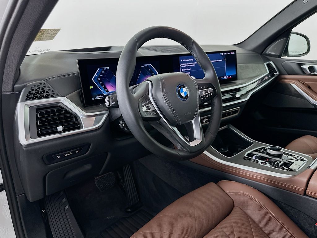 Thumbnail: 2025 BMW X5 - 9