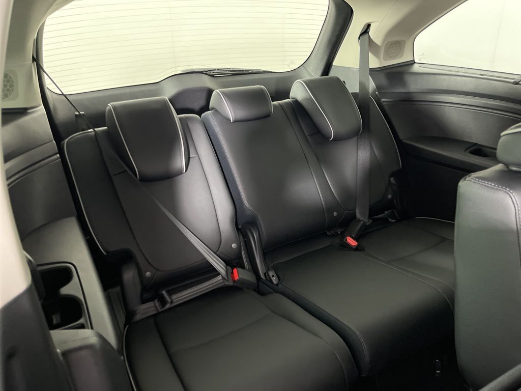 Thumbnail: 2026 Honda Odyssey - 14