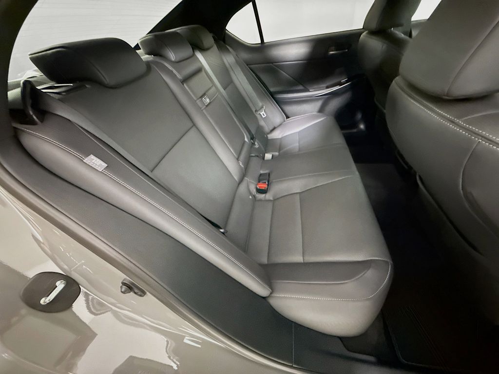 Thumbnail: 2025 Lexus IS - 27