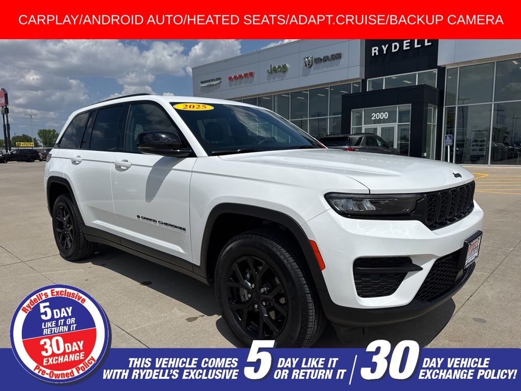 Bright White Clearcoat 2025 Jeep Grand Cherokee SUV / Crossover Four-Wheel Drive 8-Speed Automatic