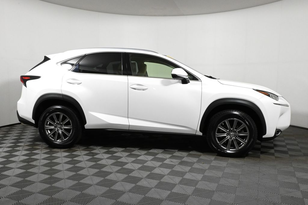 2017 Lexus NX 200t 8