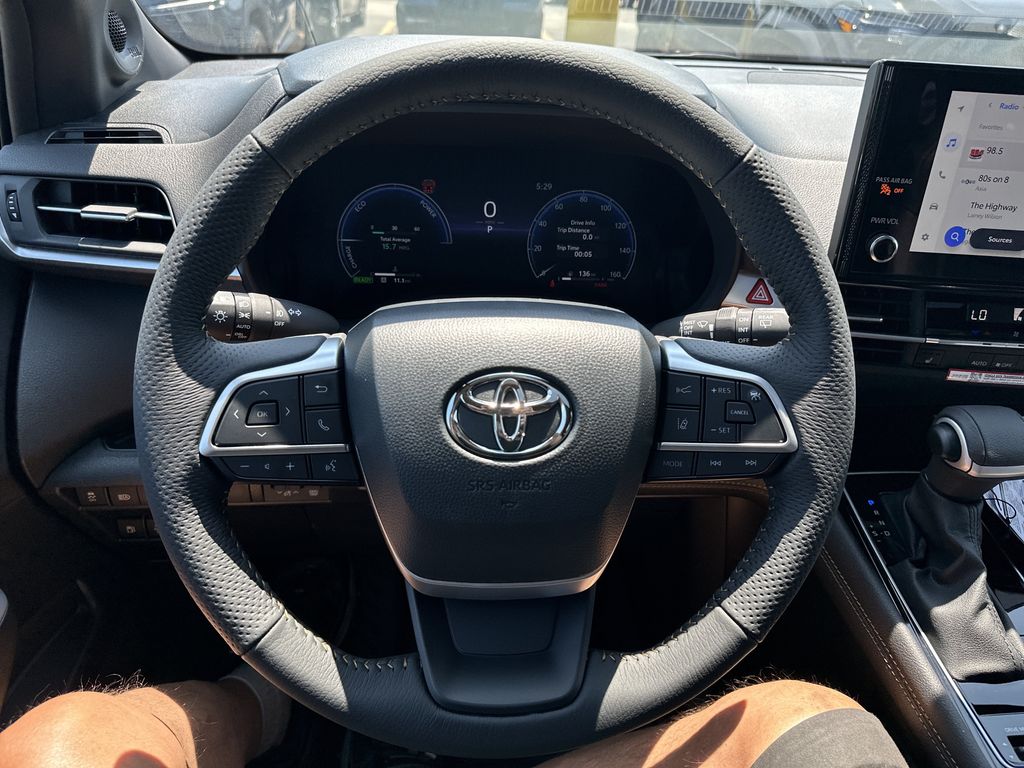 New 2026 Toyota Sienna Van