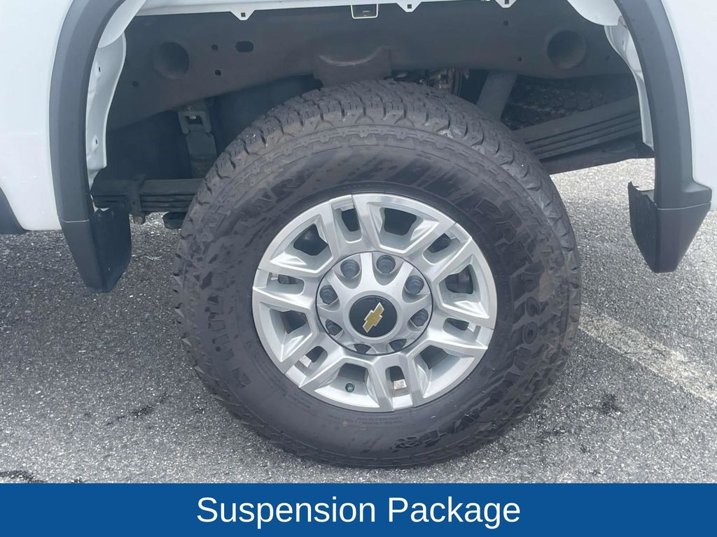 2024 Chevrolet Silverado 2500HD LT - Photo 12