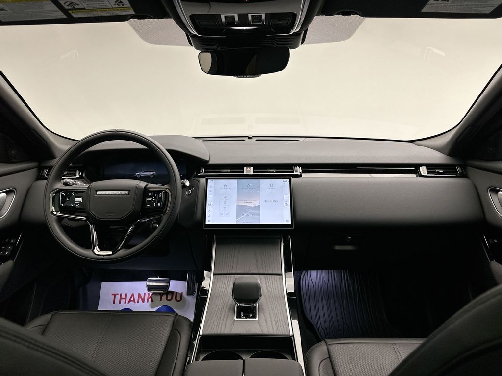 2025 Land Rover Range Rover Velar Dynamic SE 6