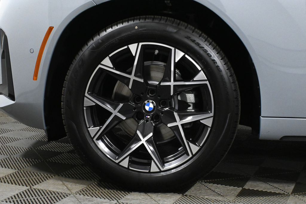 Thumbnail: 2026 BMW X3 - 12