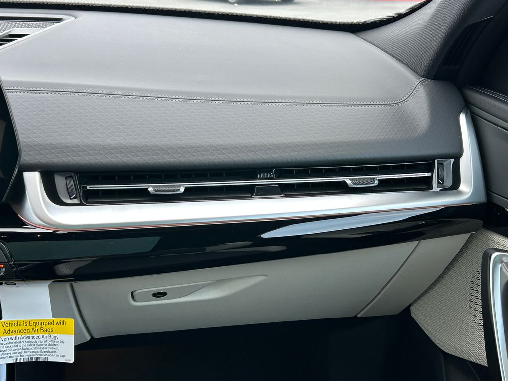 Thumbnail: 2026 BMW X2 - 26