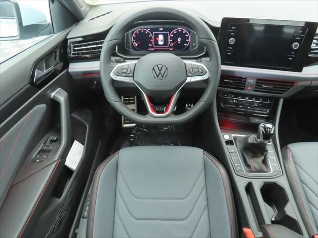 Thumbnail: 2026 Volkswagen Jetta - 10