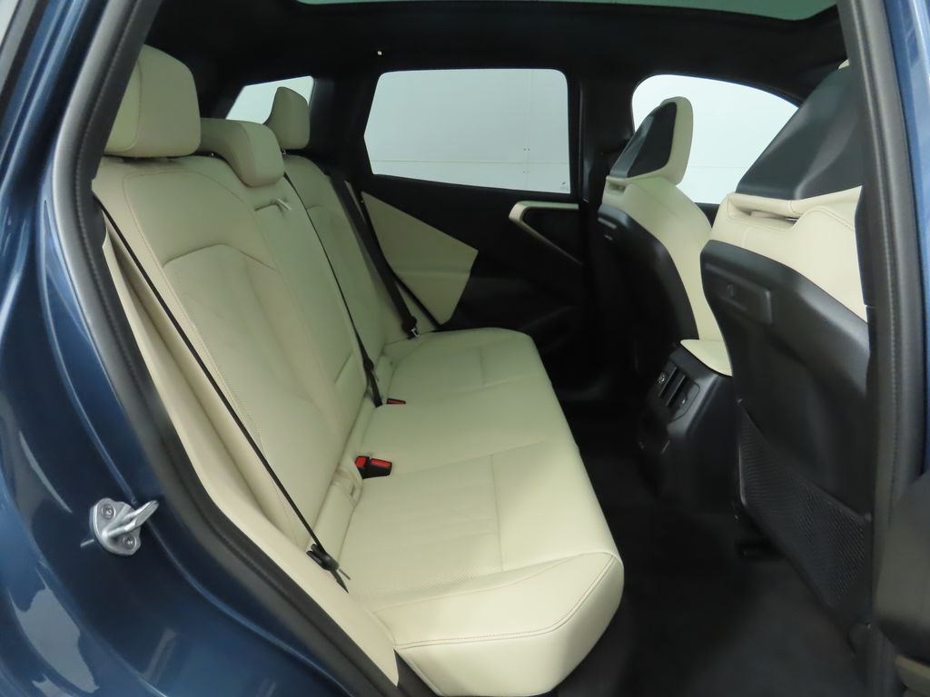 Thumbnail: 2025 BMW X3 - 23