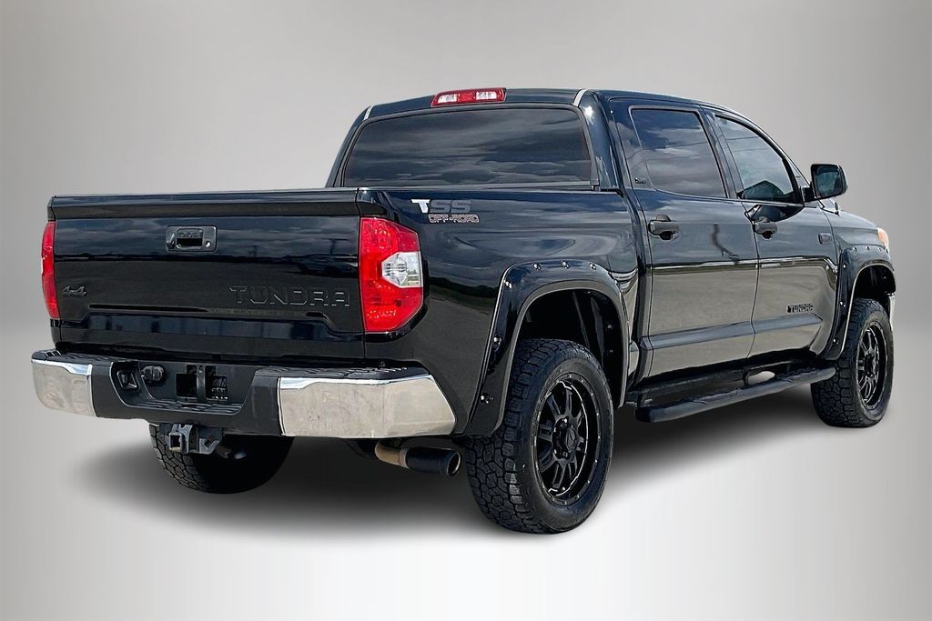 Used 2017 Toyota Tundra SR5 4D CrewMax