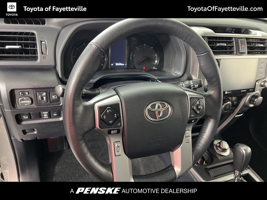 Thumbnail: 2023 Toyota 4Runner - 28