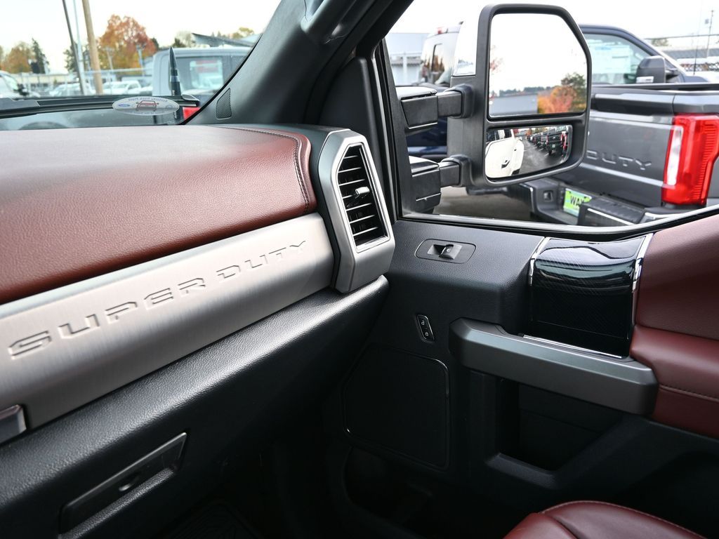 2022 Ford F-450 Platinum