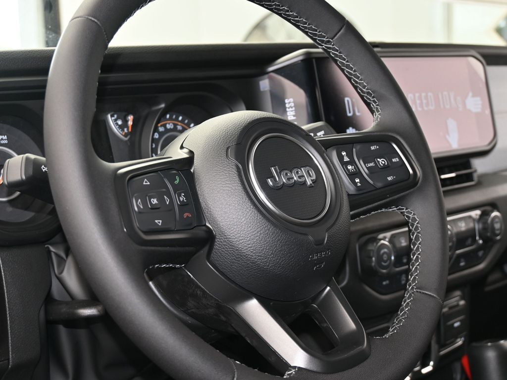 New 2026 Reign Jeep Sport S image 13