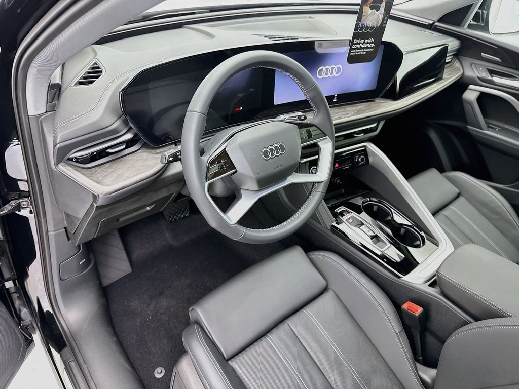 Thumbnail: 2026 Audi Q5 - 9