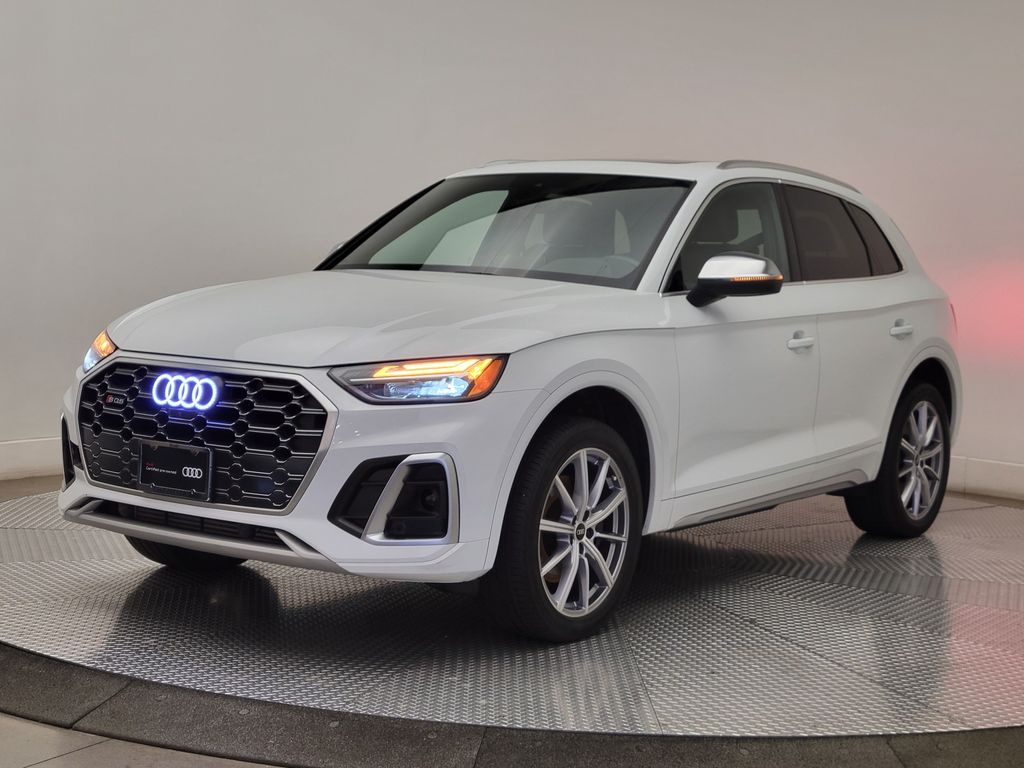 Thumbnail: 2023 Audi SQ5 - 2