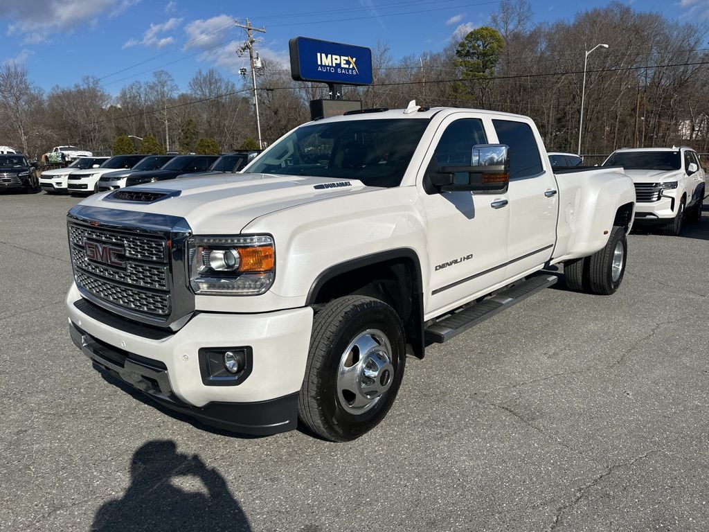 2019 GMC Sierra 3500HD Denali Crew Cab LB DRW 4WD