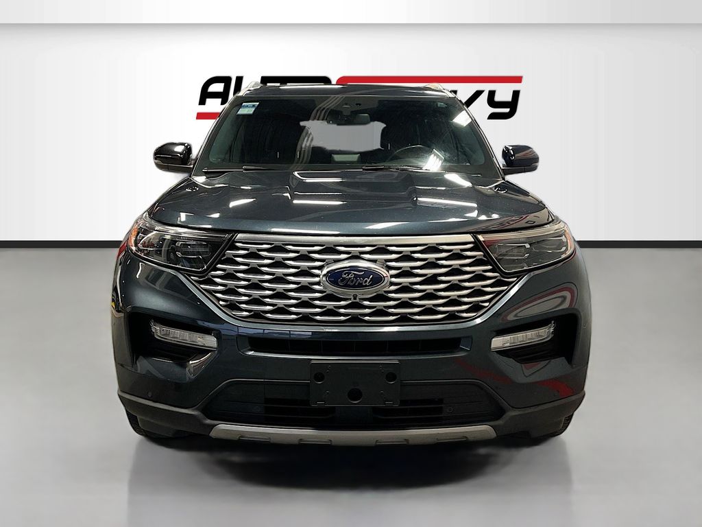 Used 2022 Blue Metallic Ford Platinum image 2