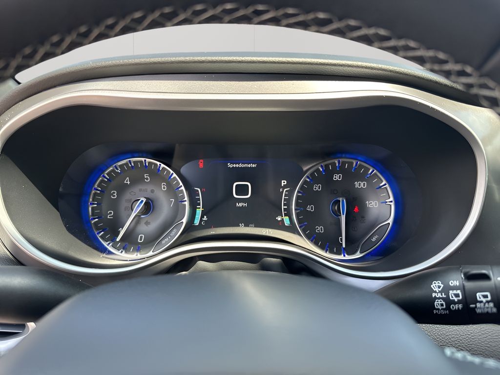 New 2026 White Chrysler LX image 47