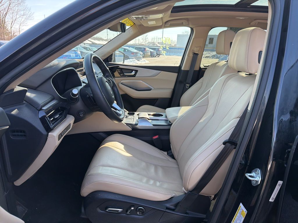 Thumbnail: 2024 Acura MDX - 18