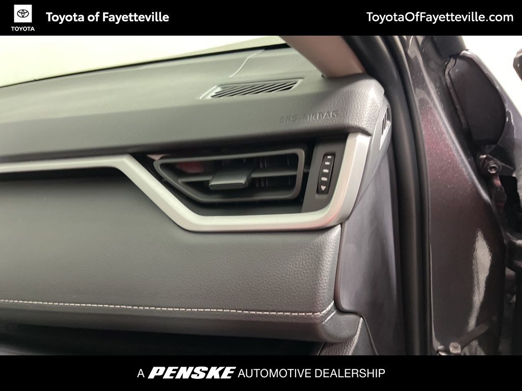 Thumbnail: 2025 Toyota RAV4 - 9