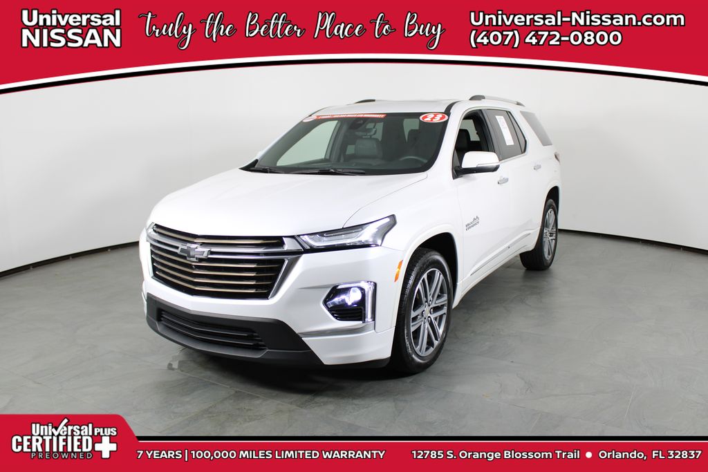 White (Iridescent Pearl Tricoat) 2023 Chevrolet Traverse SUV / Crossover Front-Wheel Drive 9-Speed Automatic