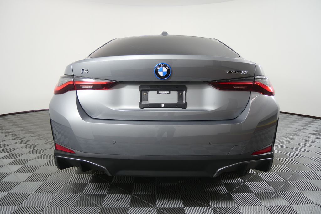 Thumbnail: 2023 BMW i4 - 4