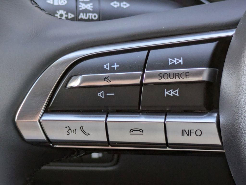 2025 Mazda CX-50 Hybrid Premium Plus photo