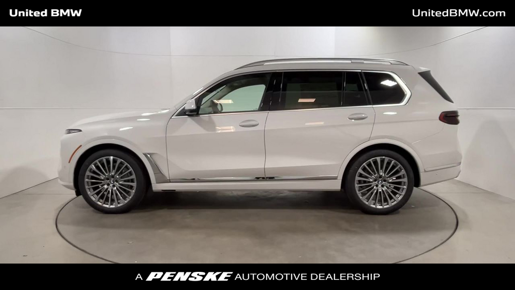 2025 BMW X7 xDrive40i 5