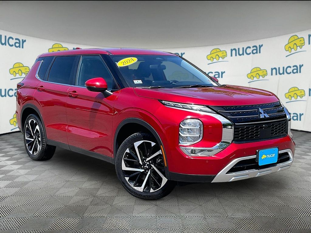 Red 2024 Mitsubishi Outlander SE S-AWC SUV / Crossover All-Wheel Drive Continuously Variable Transmission