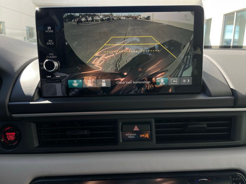 Thumbnail: 2025 Honda Pilot - 17