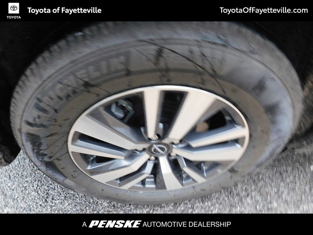 Thumbnail: 2024 Nissan Pathfinder - 8