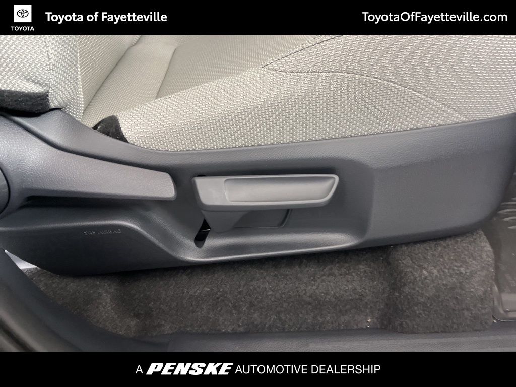 Thumbnail: 2025 Toyota 4Runner - 7