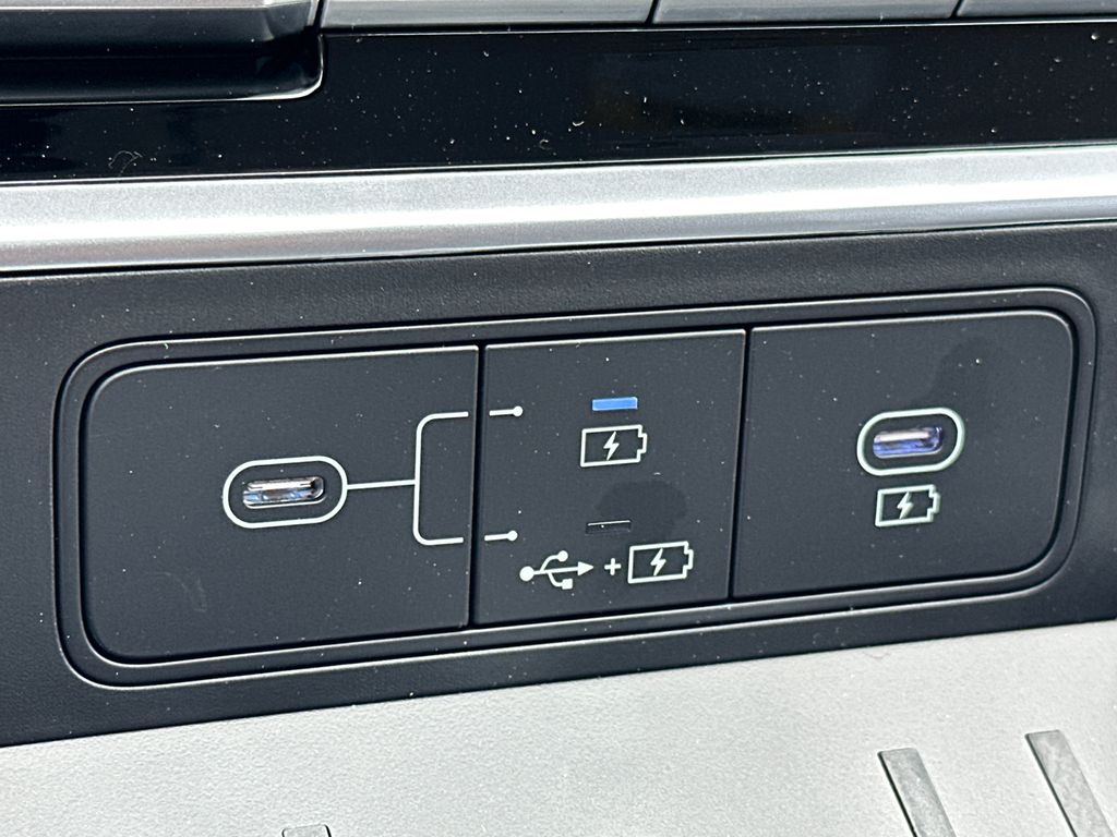New 2026 Gray HYUNDAI XRT image 32