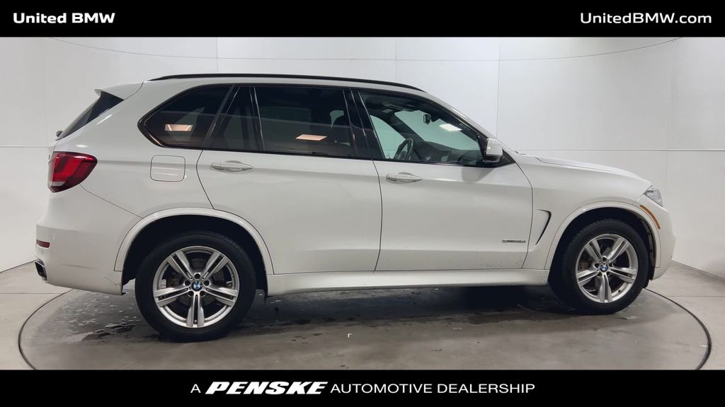 Thumbnail: 2015 BMW X5 - 9