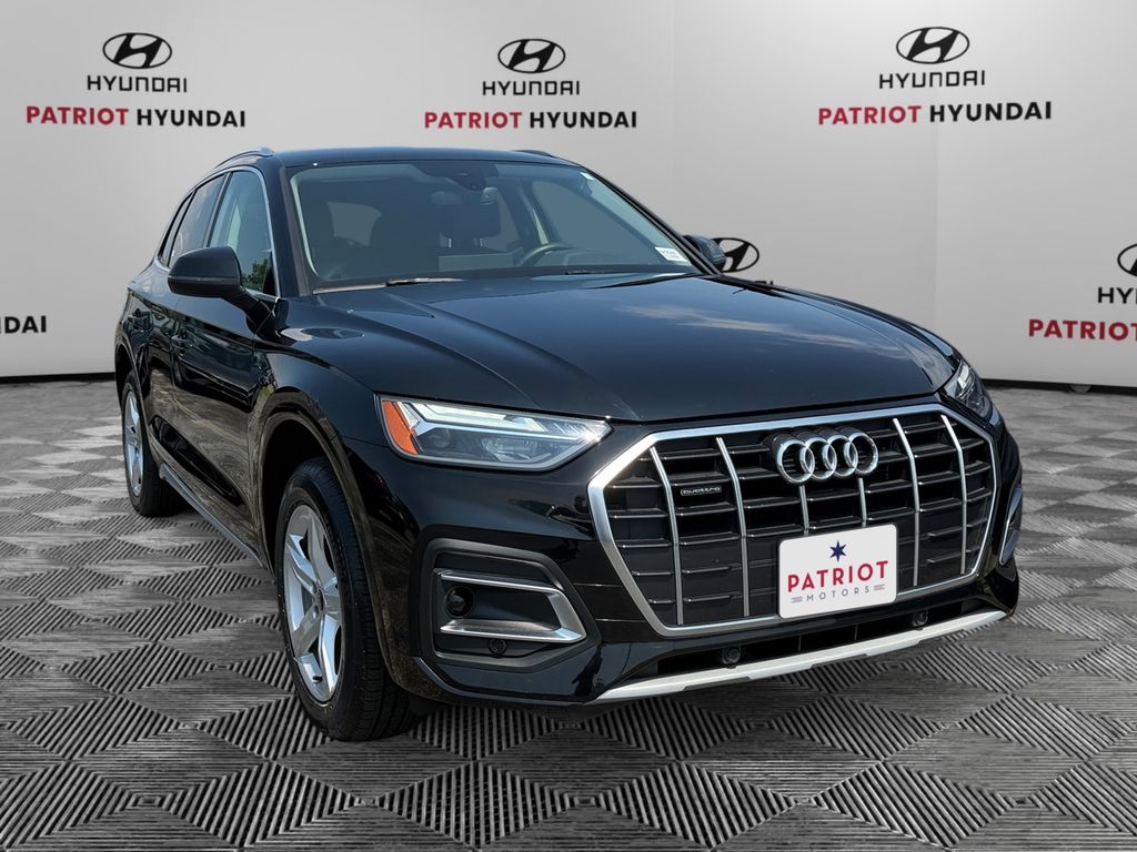 Brilliant Black 2021 Audi Q5 SUV / Crossover All-Wheel Drive 7-Speed Automatic